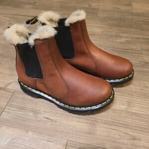 Dr Martens 2976 Leonore Chelsea Boots Faux Fur Lined in Saddle Tan for Women   8
